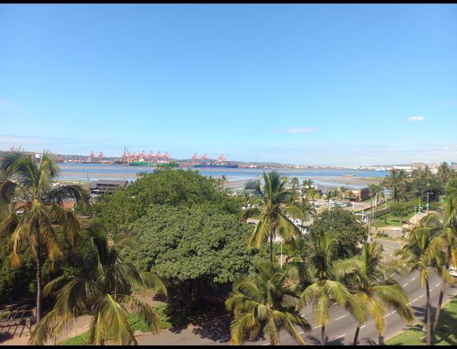 1.5 BEDROOM FLAT FOR SALE IN ESPLANADE
